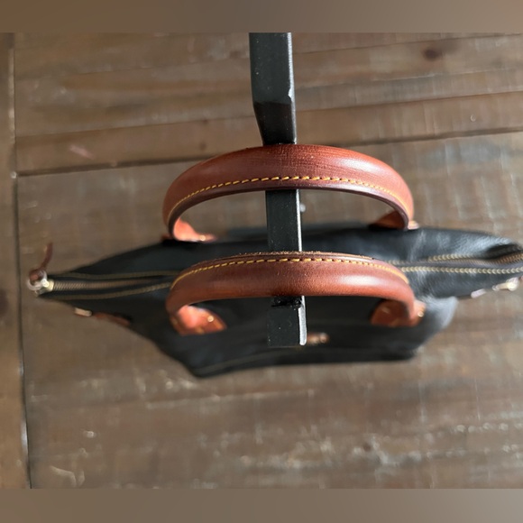 Dooney & Bourke Black Leather Tote Bag - Picture 5 of 15